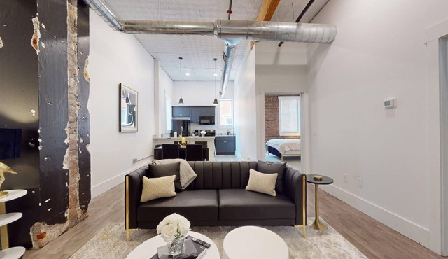 Charming 2-bedroom apartment in the Historic Downtown Grand Island