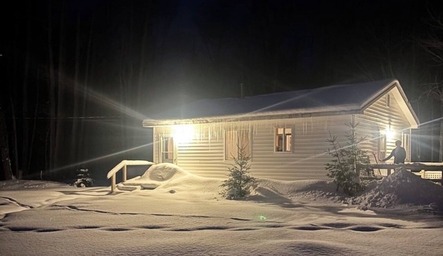 Charming 2-bedroom cottage in welcoming Grand Marais, Michigan.