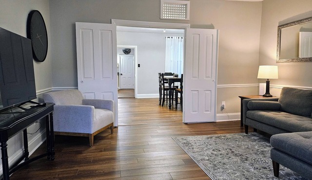 Charming 2-bedroom house with A/C and off street parking in Hummelstown