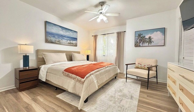 Charming 2-bedroom townhome with AC, WiFi in lovely Jacksonville