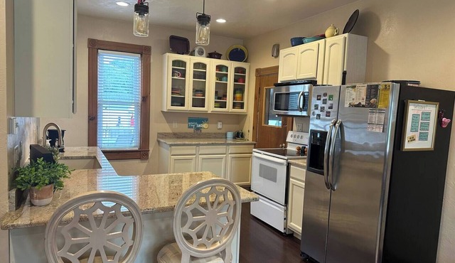 Charming 2-bedroom house in welcoming Little Chute
