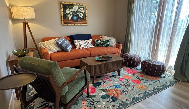 Charming 2-bedroom bungalow in Highland Park