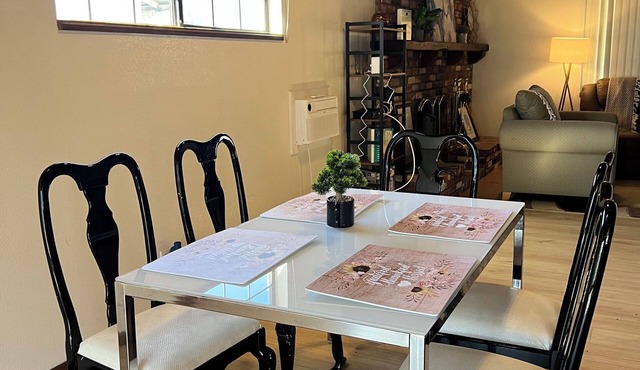 Charming 2-bedroom house in Disneyland SoCal Midway City