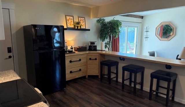 Charming 2-bedroom house in Mount Gilead with Hot Tub and Fire Pit