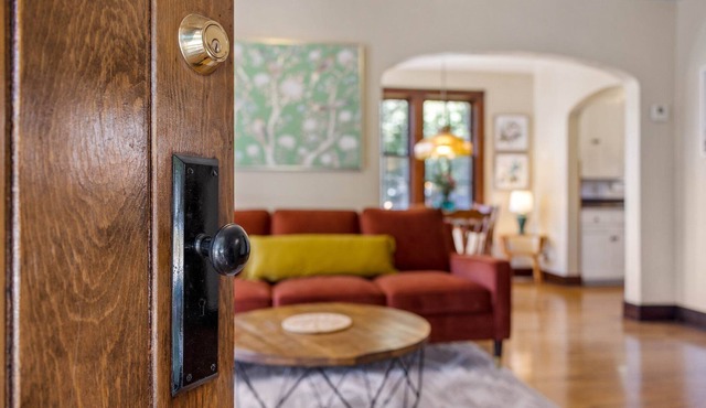 Charming 2 bedroom cottage in Mt Vernon