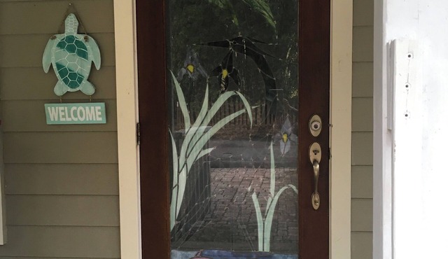 Charming 2-bedroom 1.5 bath cottage in fabulous downtown historic St. Augustine