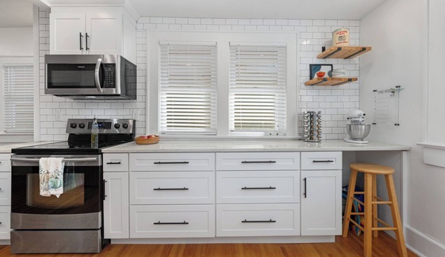 Charming 2 bedroom home centrally located near ISU and Rose Hulman