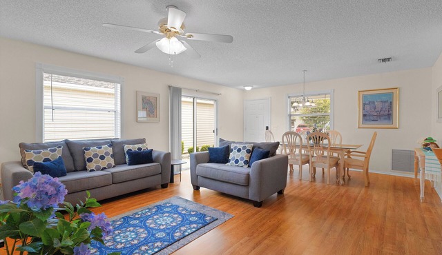 Charming 2-bedroom villa with AC/WiFi in the friendliest town The Villages