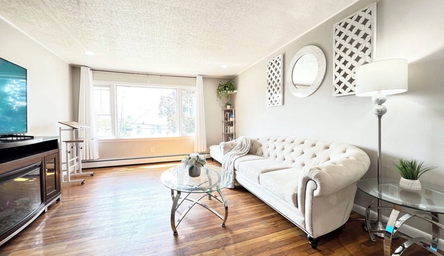 Charming 2-bedroom apartment near downtown and Metro North- White Plains