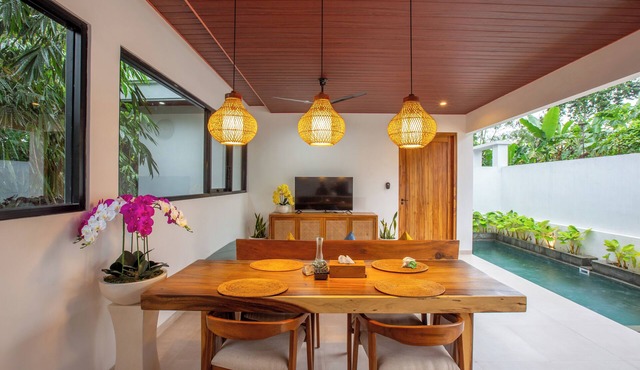 Charming 2-bedroom villa with AC, WiFi in peaceful Gianyar