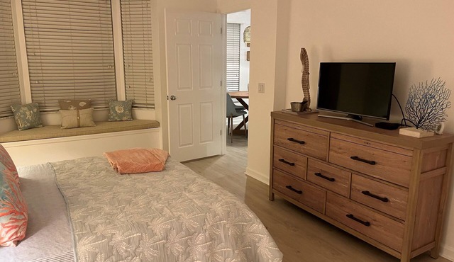 Charming 2 Bedroom Villa in delightful Beach Walk Hutchinson Island