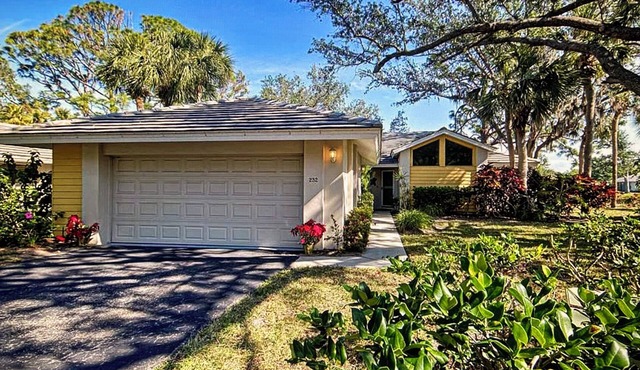 Charming 2-bedroom villa in Venice Plantation Golf and Country Club