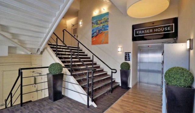 Charming 2-bedrooms City Centre Apartment-no Party