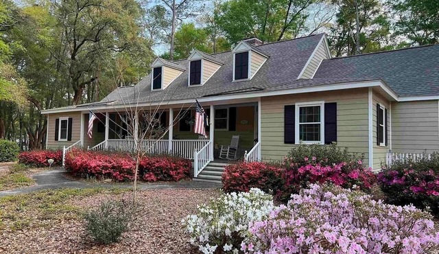 Charming 2 BR cottage, set in Live Oak Grove in Gated WPC, Murrells Inlet, Pets
