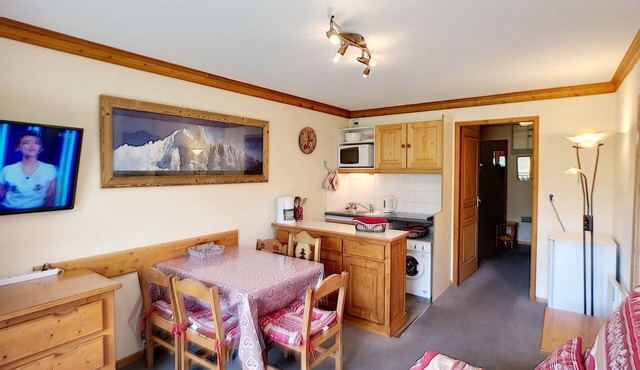 Charming 2-room apt for 5, ski-in/ski-out