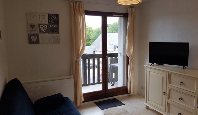 Charming 2-Room Apartment Near Beach & Downtown Cabourg