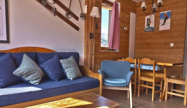 Charming 2* Ski-In Duplex, 6 Pers, South Balcony
