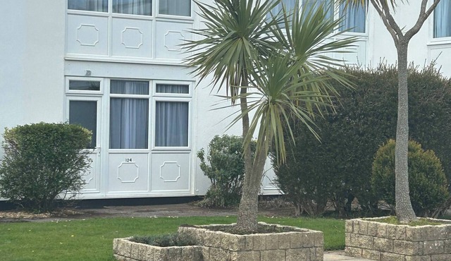 Charming 2 Storey Holiday Villa in Dawlish Warren