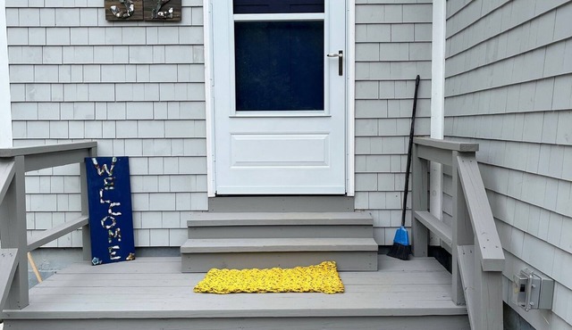 Charming 2-bedroom house in peaceful Township of Trescott with WiFi