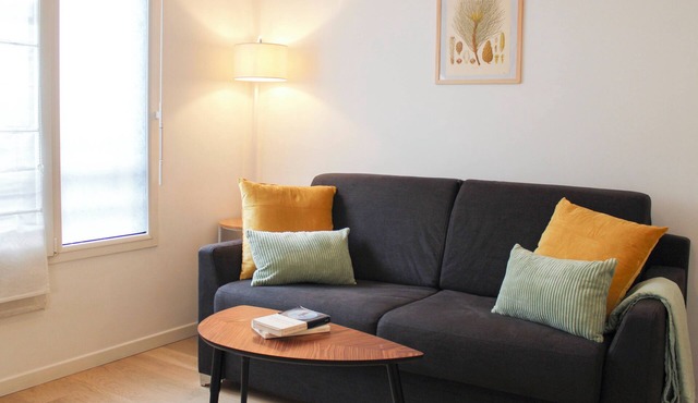 Charming 28 m² Love Nest in Vanves