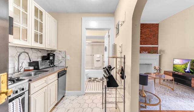 Charming 2Bd in Brooklyn Heights