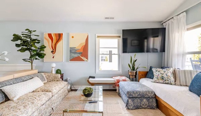 Charming 2BR 2BA home - Belmont Hist District, steps from Stowe Manor & Downtown