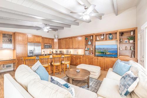 Charming 2Br Condo W Ac, Steps To Beach And Balboa Pier By Beachview Rentals