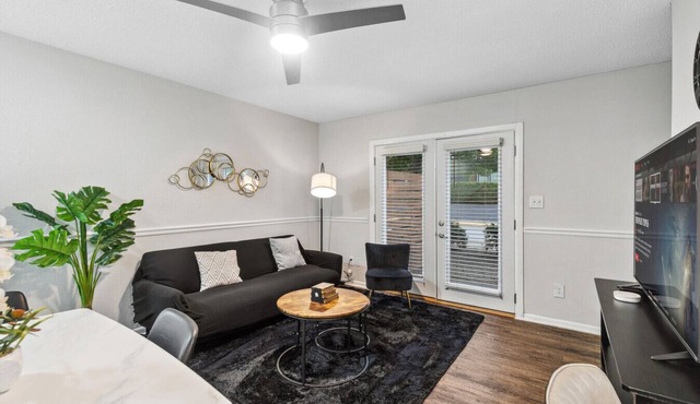 Charming 2BR Duplex 15 Min to BHM!