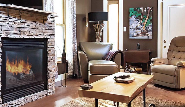 Charming 2BR Forest Cabin—Little Tub Harbour