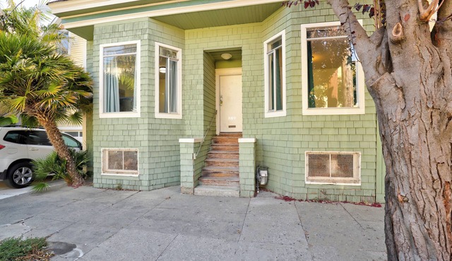 Charming 2BR Mission Cottage - Walk to Tartine!