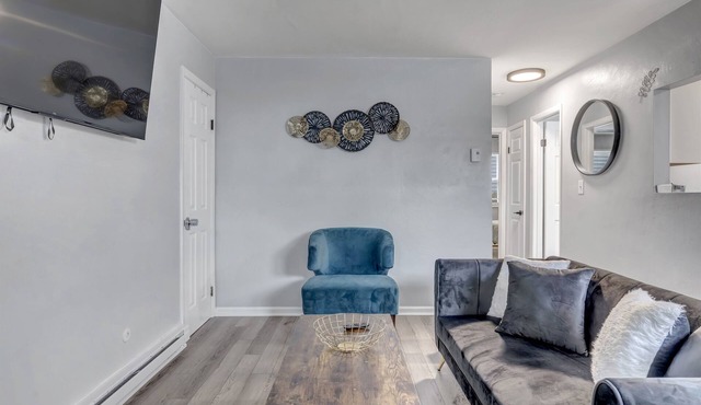 Charming 2BR Norfolk Home 2 blocks from Beach