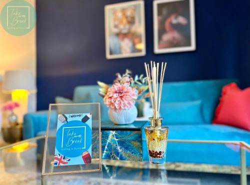 Charming 2BR Swinton House -Close to Manchester City Center