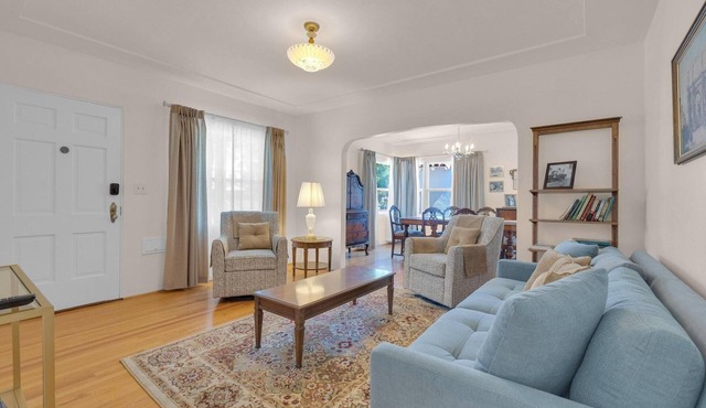 Charming 3 BD Home in the Heart of Little Italy!