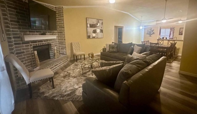 Charming 3 Bed 2 Bath Home in NE San Antonio