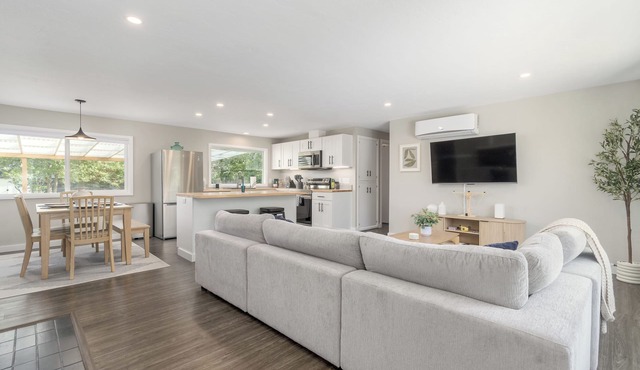 Charming 3-bed bungalow walk to University of Oregon, Autzen, & Hayward Field