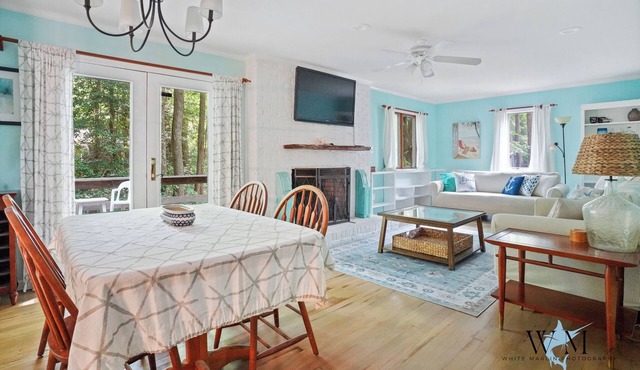 Charming 3-Bed Cabin, Near Ocean City & Assateague