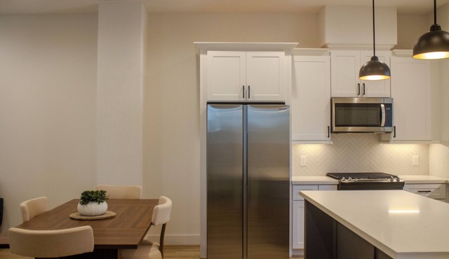 Charming 3-bed home in brilliant Houston 2 miles to Downtown/Medical Center