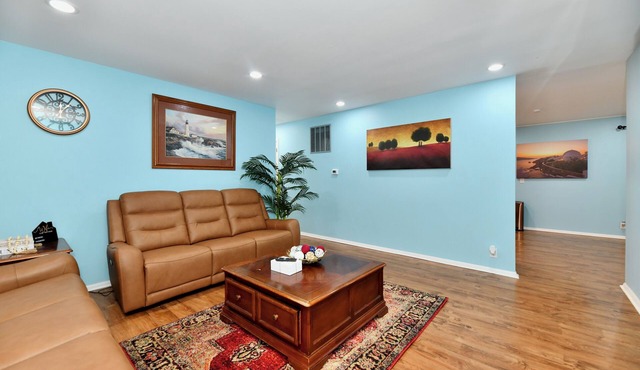 Charming 3-bed Retreat Near Downtown Indianapolis