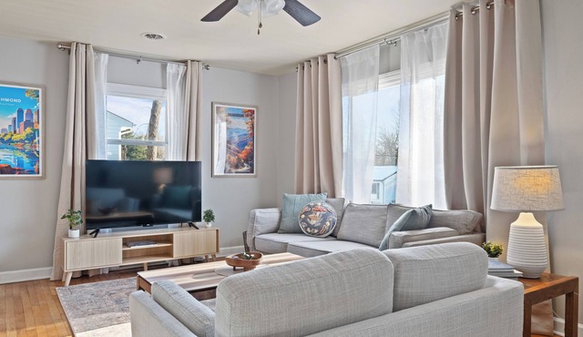 Charming 3-bedroom house with AC and WiFi in Highland Springs