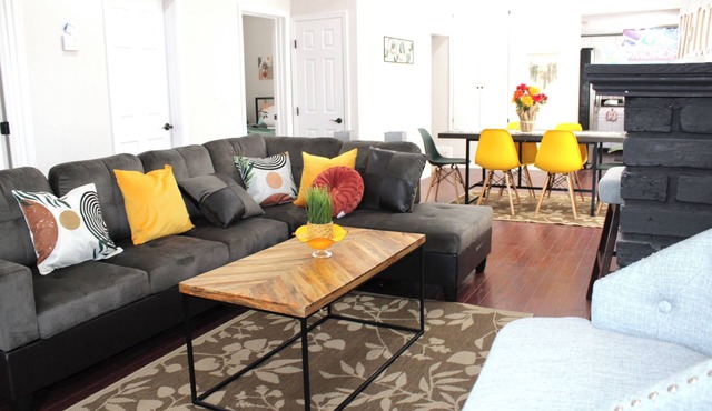 Charming 3-bed/with WiFi/Workplace, AC in welcoming Baltimore/near everything