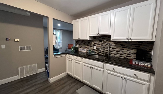 Charming 3-bedroom resort with WiFi, AC in lovely Seaside Heights