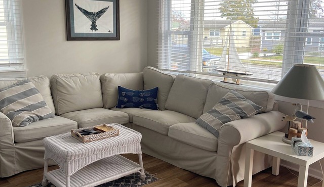 Charming 3-bedroom cottage with WiFi, AC in enjoyable North Cape May NJ