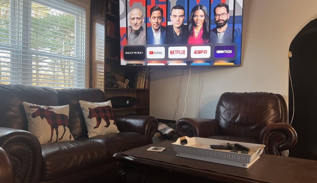 Charming 3-bedroom house in marvelous Natural Bridge with WiFi, fitness room