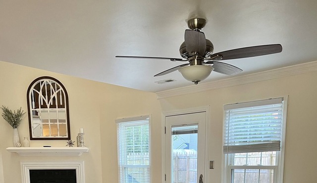 Charming 3 bedroom house on Cul-de-sac