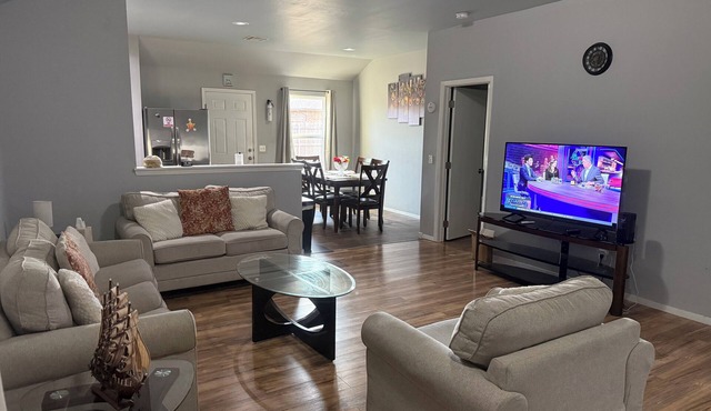 Charming 3-bedroom house with AC in Oklahoma City