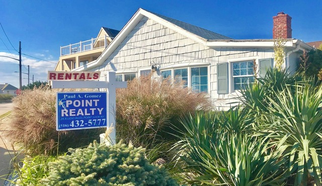 Charming 3-bedroom Steps from Beach in Point Lookout