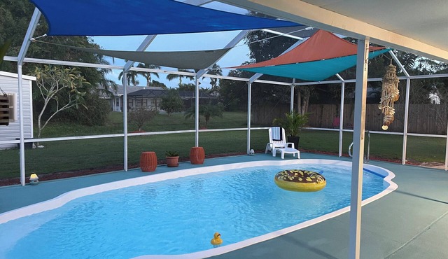 Charming 3-bedroom house with AC, fitness room, WiFi in Port St. Lucie