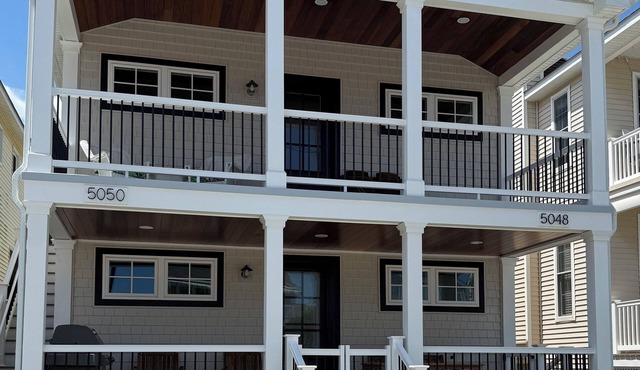 Charming 3-bedroom, 3 bath condo with WiFi and A/C in Ocean City, NJ.