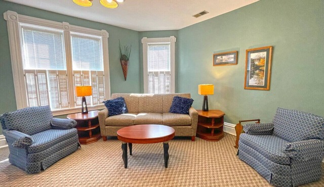 Charming 3-Bedroom Apartment Near Historic Downtown Marietta
