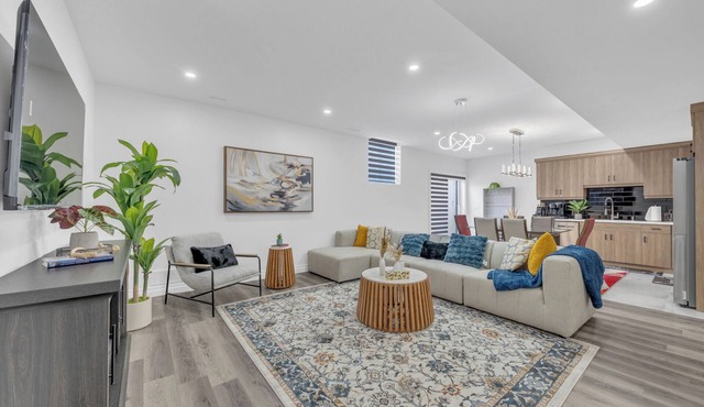 Charming 3-bedroom apartment with AC, WiFi in pleasant Lasalle